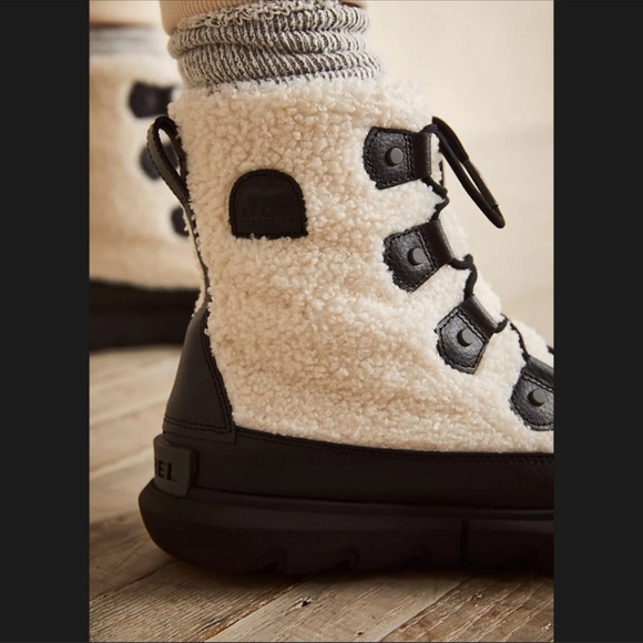 Sorel Boots Explorer ll Joan Cozy NIB - Picture 3 of 15